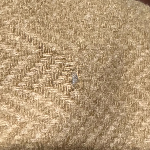 Pendleton camel color herringbone wool coat. - Picture 4 of 5